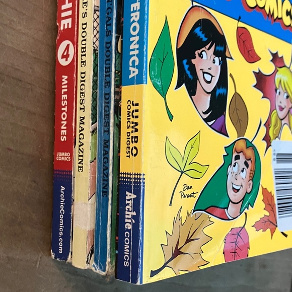 Archie / Betty Veronica set of 4 comic books - Picture 8 of 16